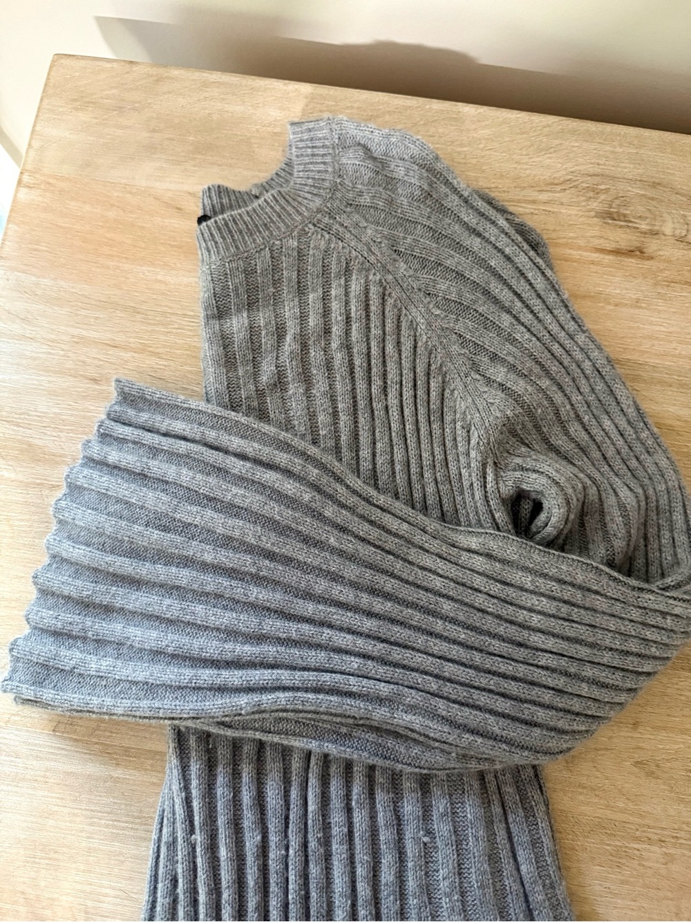 Olivaceous Gray Ribbed Crew Neck Sweater - Picture 2 of 3